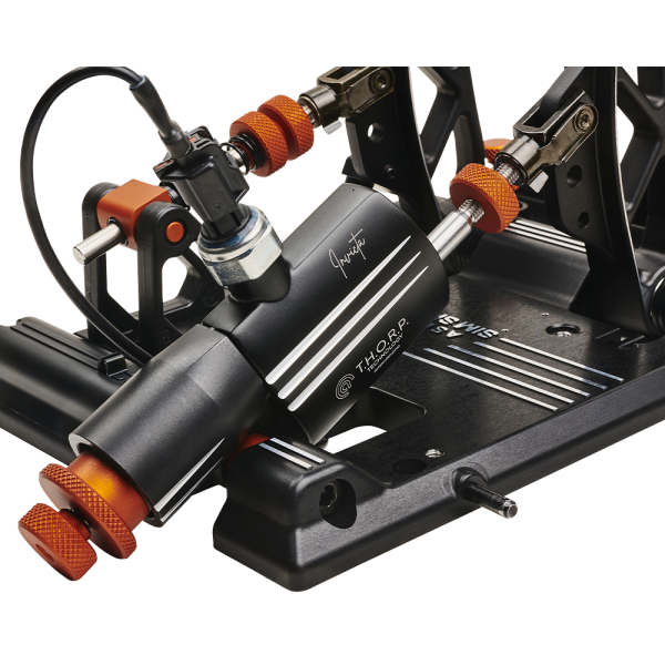 Asetek Invicta™ Sim Racing pedaalid piduri- ja gaasipedaalile
