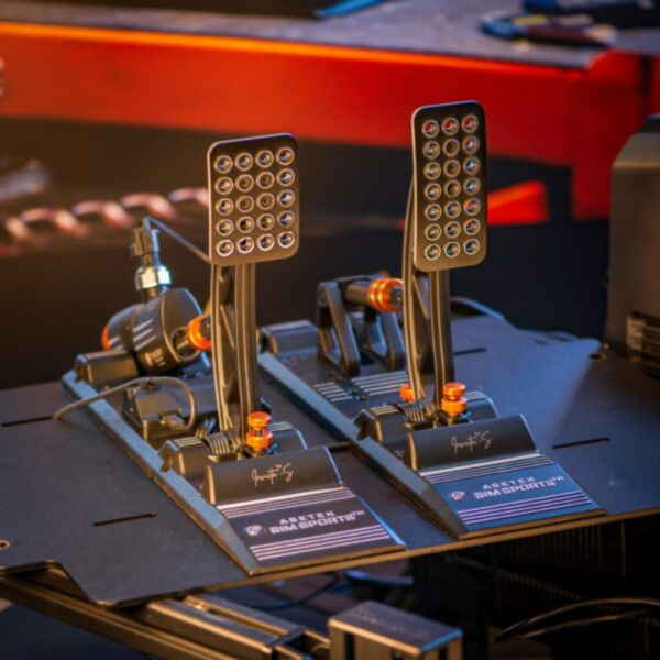 Asetek Invicta™ S-seeria piduri- ja gaasihoob