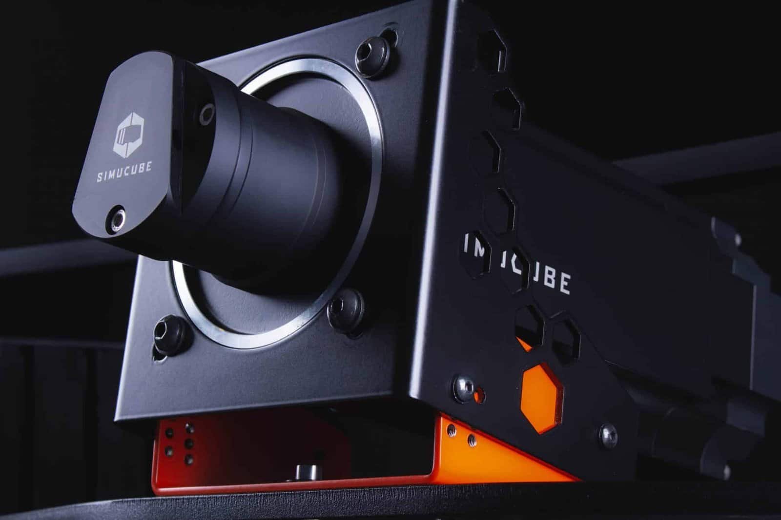 Simucube'i teljevahe kinnitus