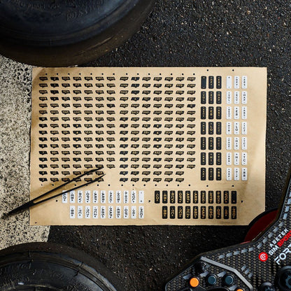 Asetek oranž kleebisleht