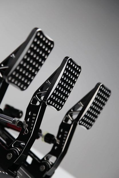 Simagic P2000 pedaalid